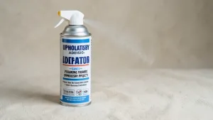 Klej tapicerski w sprayu