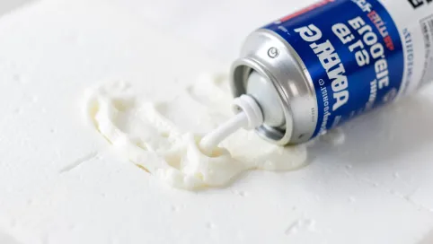 Klej w piance do styropianu