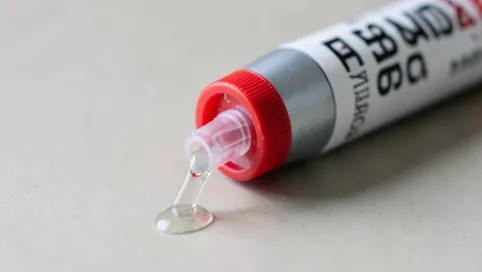 Klej w tubie do WSZYSTKIEGO