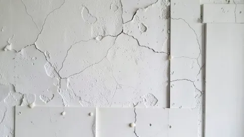 klejenie płyt gk na stare tynki cena