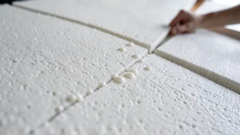 Klejenie styroduru cena robocizny