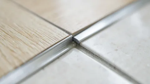 Łączenie Paneli Z Płytkami