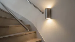 Lampa na klatkę schodową ścienna