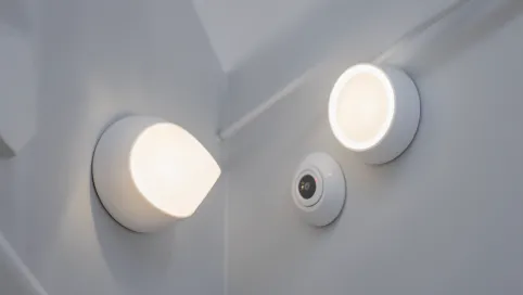 Lampy LED z czujnikiem ruchu na klatki schodowe regulacją