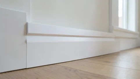 Listwa cokół do schodów biały