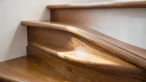 Listwa przypodłogowa na schodach