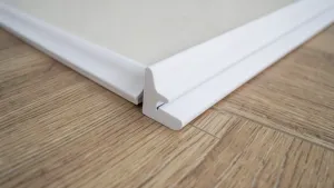 Listwy przypodłogowe do paneli cena