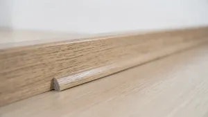 Listwy przypodłogowe do paneli laminowanych