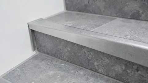 Listwy schodowe do gresu