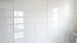 Lustrzane naklejki na kafelki do kuchni