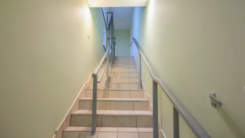 Metamorfoza klatki schodowej w bloku