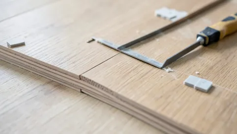 Montaż paneli podłogowych