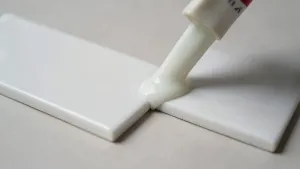 Najlepszy klej płytka na płytkę