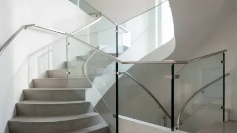 Nowoczesne balustrady na schody wewnętrzne