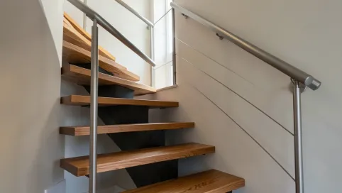Nowoczesne schody drewniane