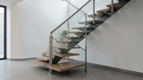 Nowoczesne schody metalowe wewnętrzne