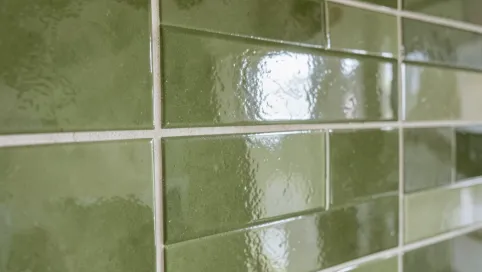 Oliwkowe płytki do kuchni