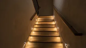 Oświetlenie na klatkę schodową