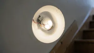 Oświetlenie schodowe do puszki