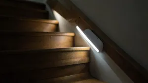 oświetlenie schodowe led z czujnikiem ruchu  zestaw na baterie