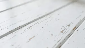 Panele podłogowe białe przecierane