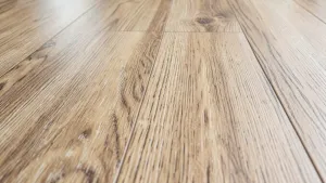 Panele podłogowe samoprzylepne