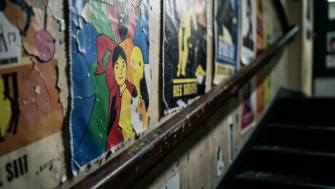 Plakaty na klatkę schodową