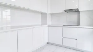 Płytki Do Białej Lakierowanej Kuchni