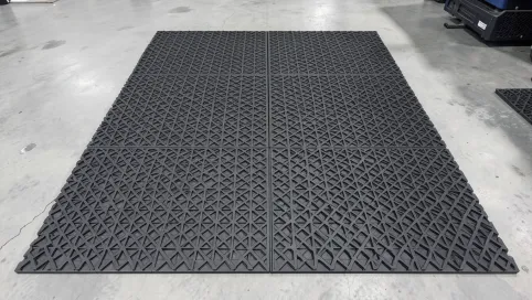 Płytki do warsztatu samochodowego