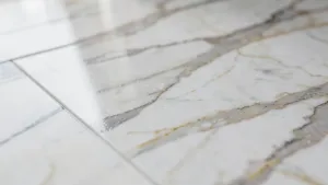 Płytki imitujące marmur na podłogę