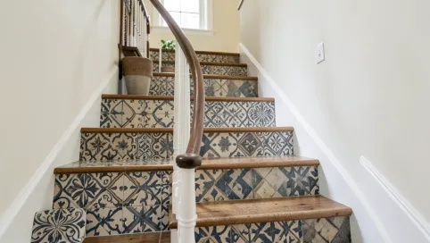 płytki na schody wewnętrzne