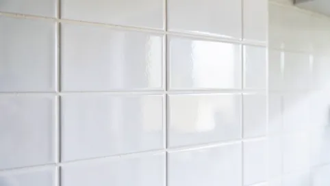 Płytki samoprzylepne na ścianę do kuchni