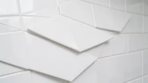 Płytki ścienne do łazienki białe