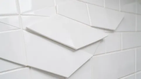 Płytki ścienne do łazienki białe