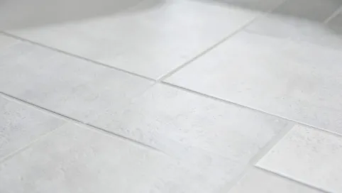 Podłoga do łazienki na płytki