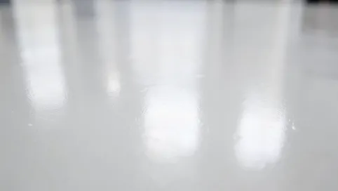 Podłoga żywiczna cena