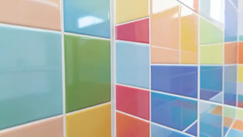 Pomalowane płytki w łazience