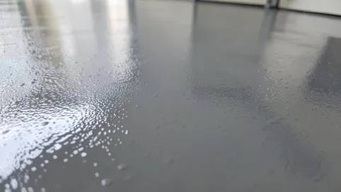 Posadzka żywiczna do garażu cena za m2