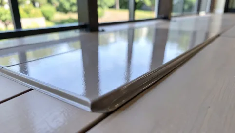 Grubość płytki gresowej z klejem