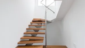 Schody nowoczesne drewniane