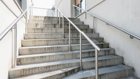 Schody zewnętrzne wymagania ppoż