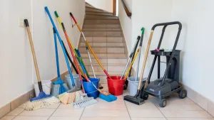 Sprzęt do sprzątania klatek schodowych