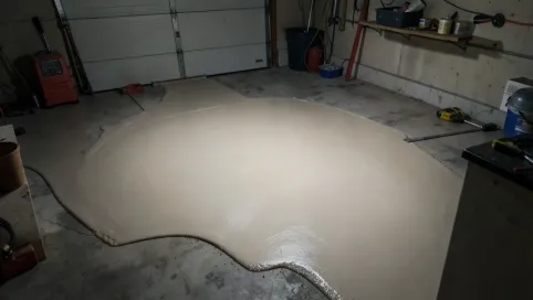 Wylewanie posadzki w garażu