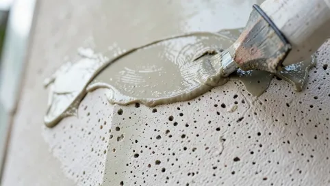 Zaciąganie klejem elewacji cena