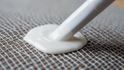 Zacieranie kleju do siatki na gładko cena