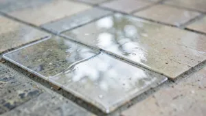 Żywica bezbarwna na płytki tarasowe