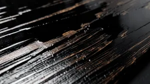 Żywicą do drewna czarną