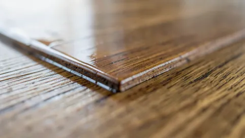 Żywica epoksydowa na panele podłogowe