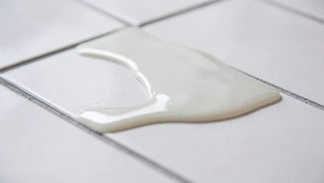 Folia w płynie na płytki ceramiczne