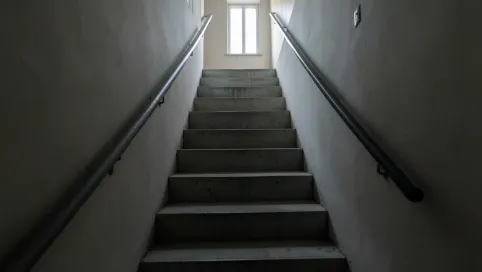 Minimalna szerokość klatki schodowej w bloku